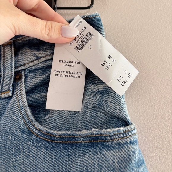 NWT Abercrombie & Fitch Curve Love Ultra High Rise 90s Straight Jean, 27 - Picture 7 of 10